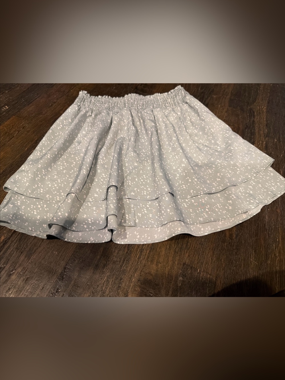 Paper Crane Light Gray Floral Tiered skirt size small